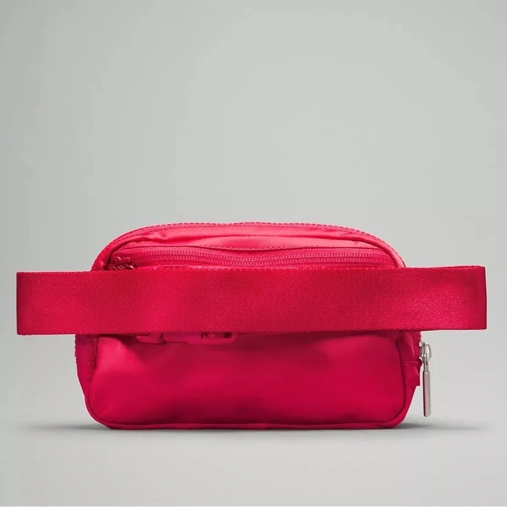 Lululemon Everywhere Belt Bag 1L, Cherry Mist- NWT - Picture 2 of 8